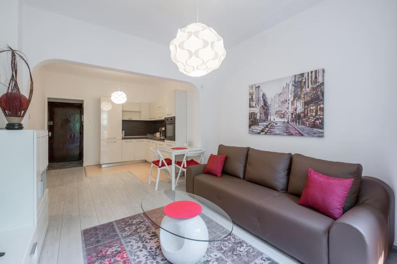 Your Perfect Place To Stay On Vitosha Str Apt Sofia Exterior photo