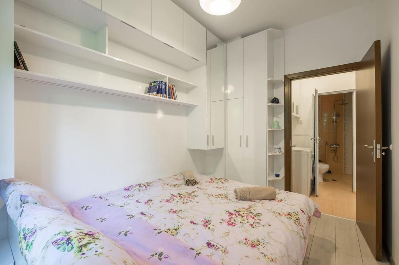Your Perfect Place To Stay On Vitosha Str Apt Sofia Exterior photo