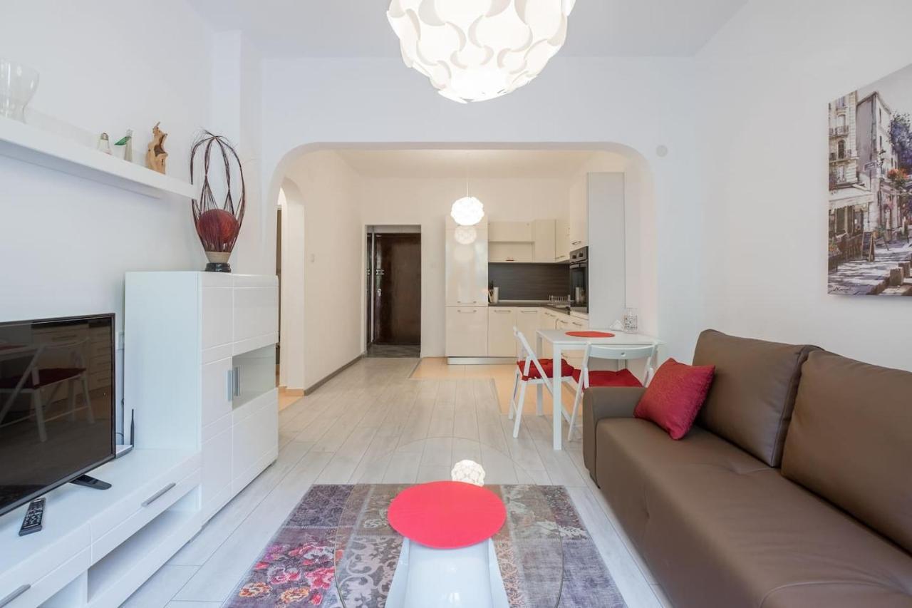 Your Perfect Place To Stay On Vitosha Str Apt Sofia Exterior photo